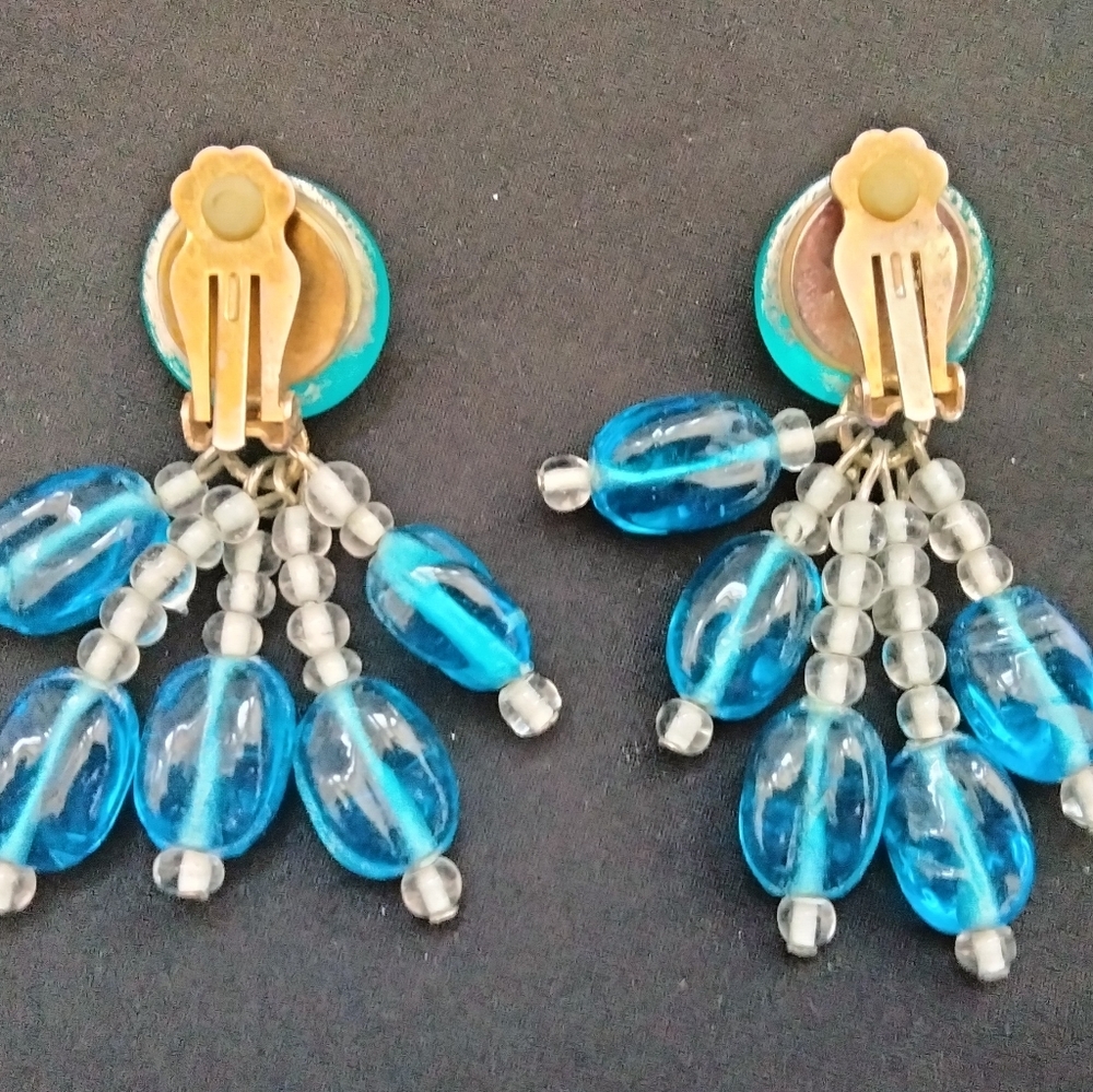 Vintage Turquoise/Blue Clip-On Earrings - Picture 2 of 3